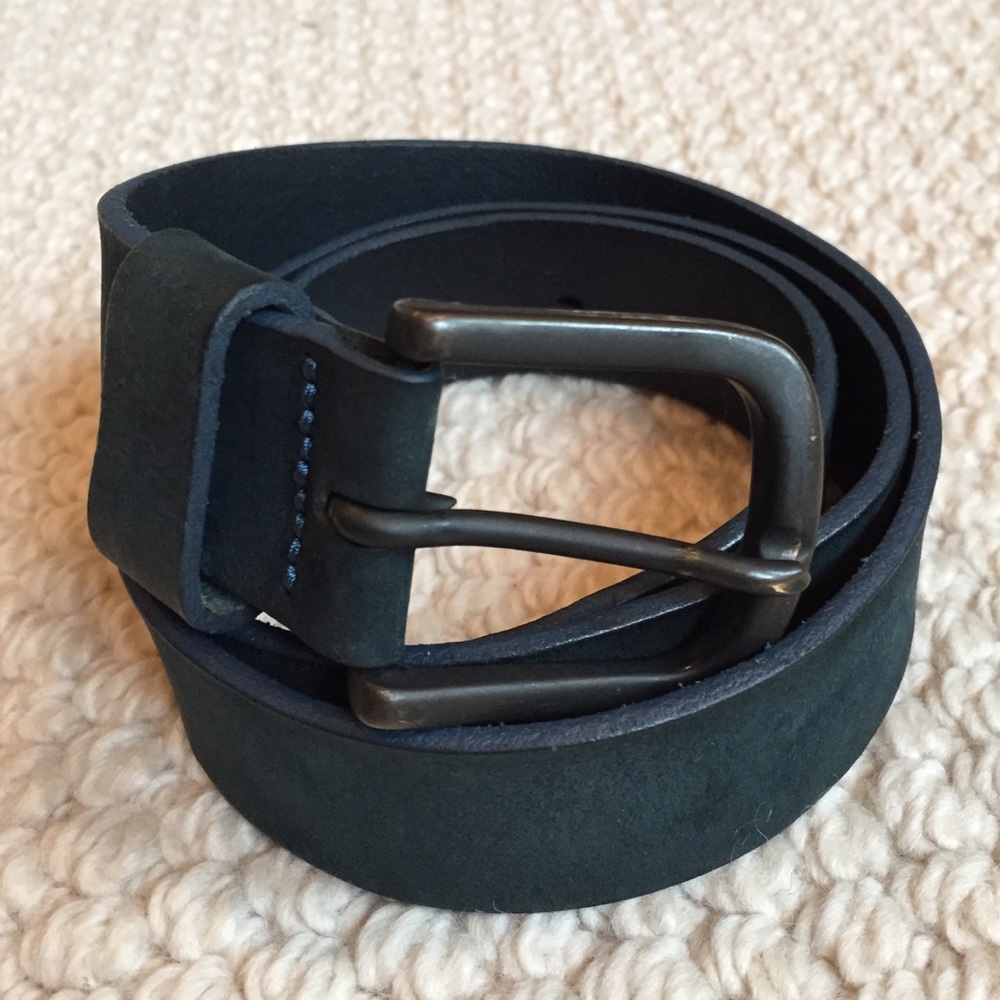 United Colors Of Benetton Dark Blue Leather Belt (Size S, 40” Long)